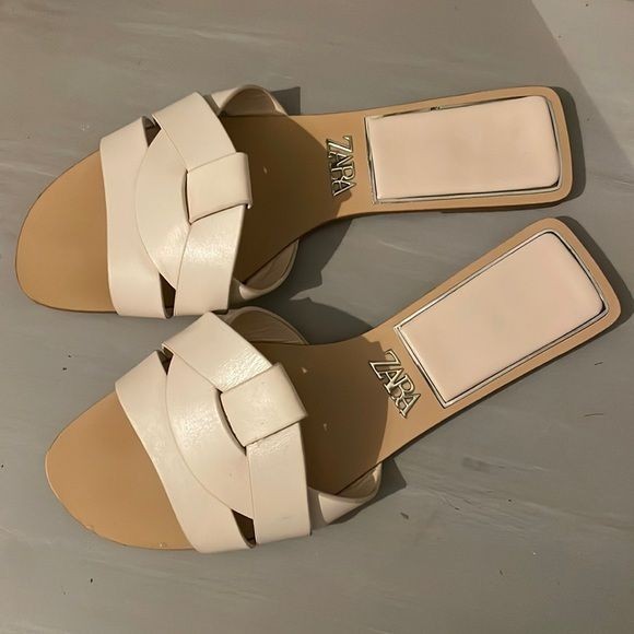 Zara Basic Beach Flat Slippers