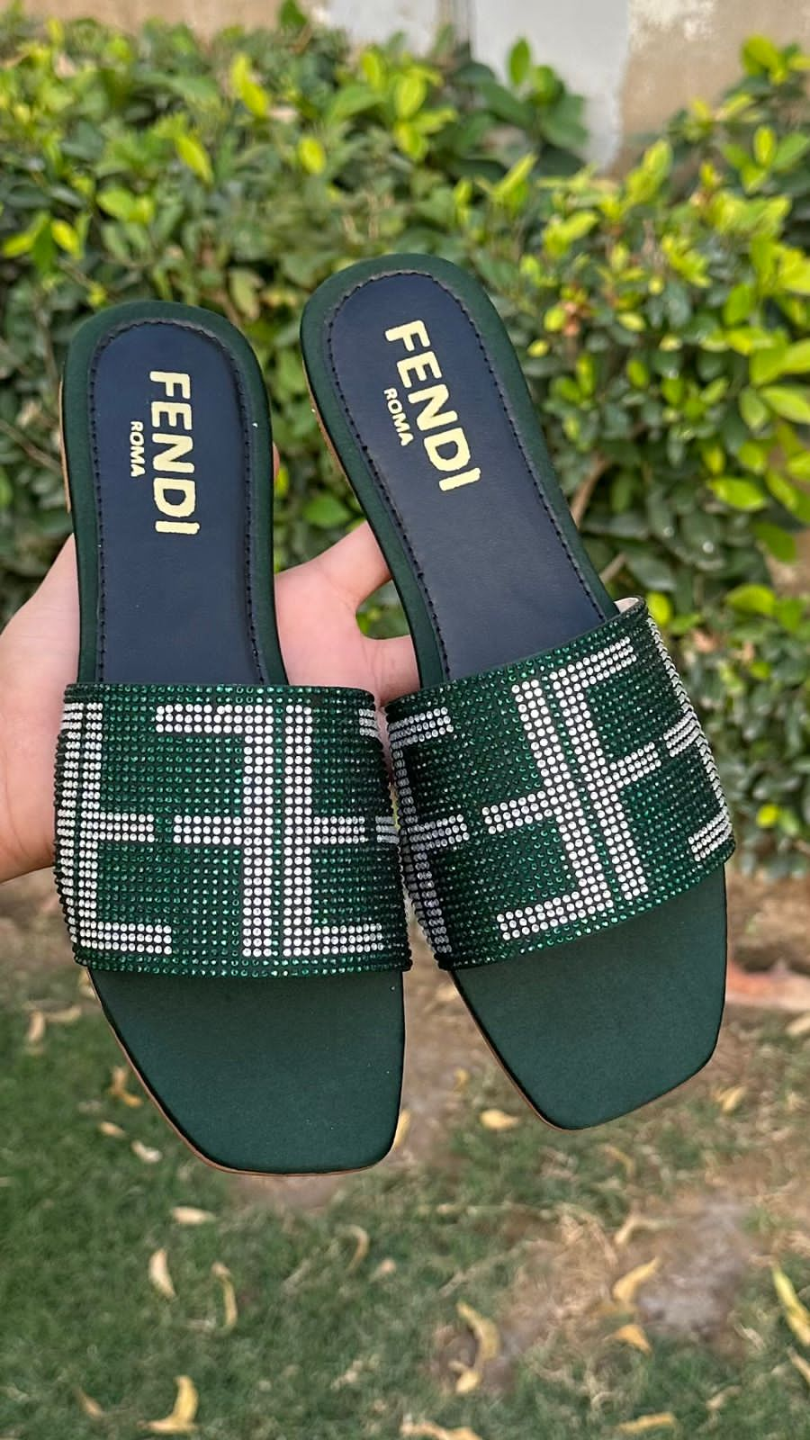 Fendi ladies slippers hotsell