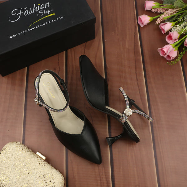 Top-Quality Blacks Heels Online for Ladies 